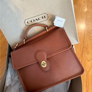 (brand new in box) Coach Vintage Willis Bag with straps (British Tan)